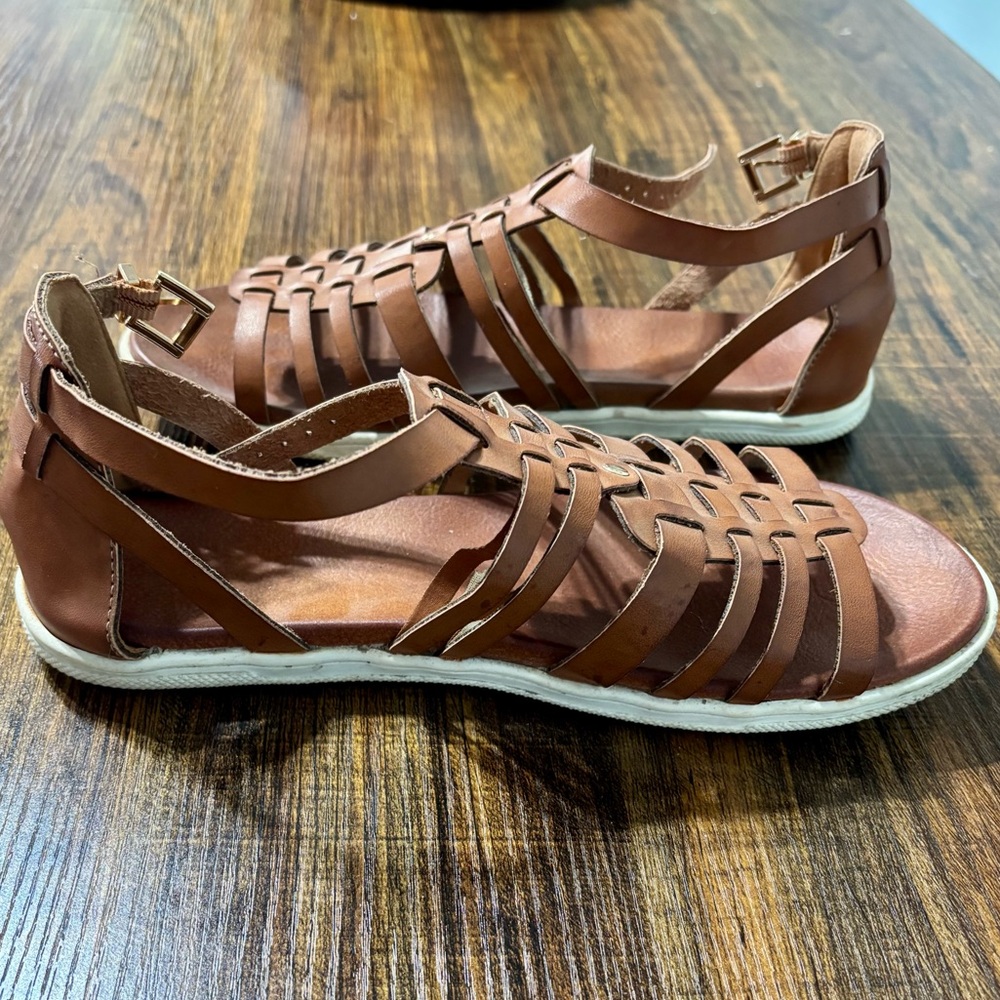 Women's Brown Strappy Sandals - Picture 3 of 4